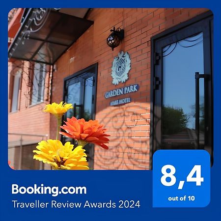 Golden Park Hotel Pavlodar Esterno foto