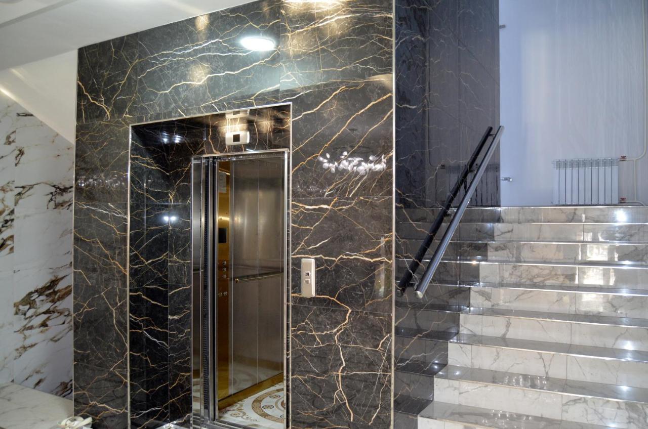 Golden Park Hotel Pavlodar Esterno foto