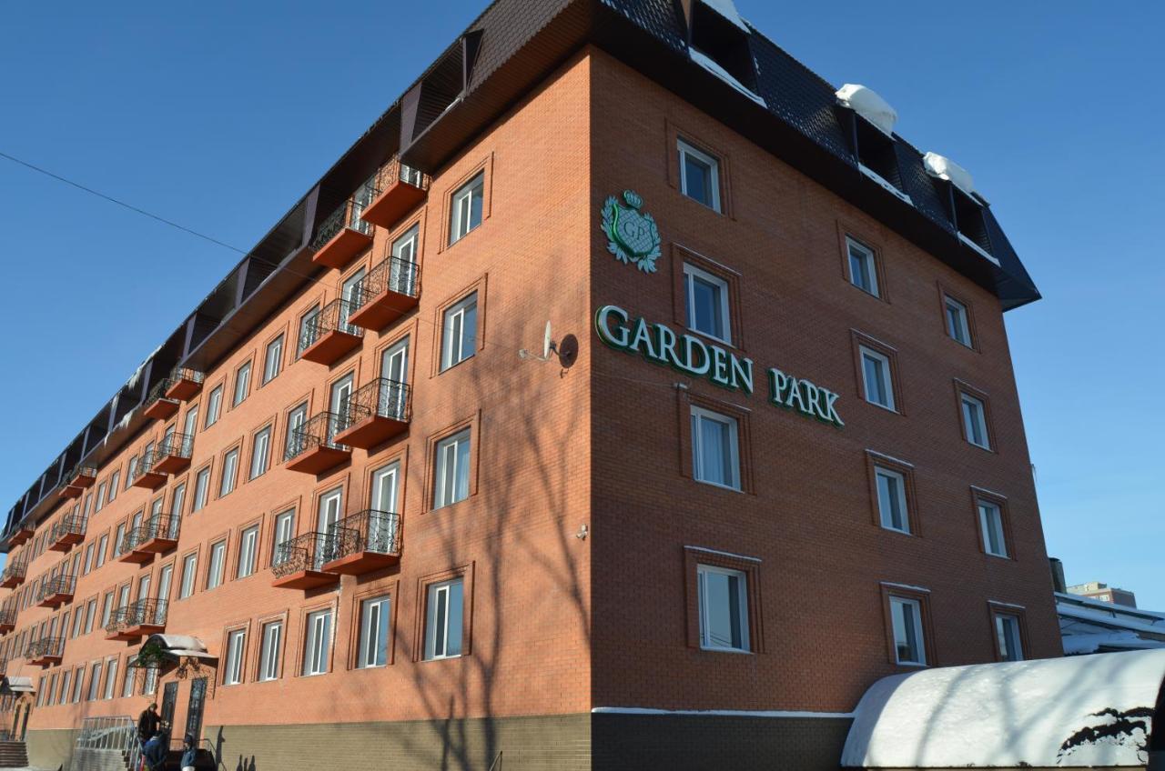 Golden Park Hotel Pavlodar Esterno foto