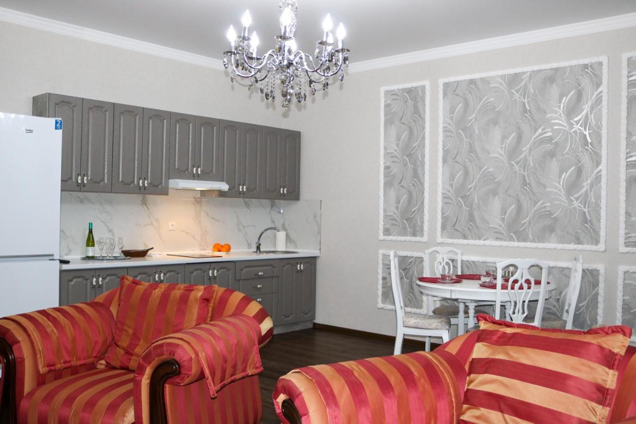 Golden Park Hotel Pavlodar Esterno foto