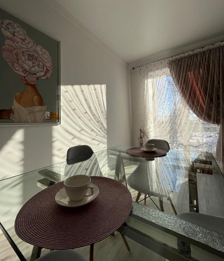 Golden Park Hotel Pavlodar Esterno foto