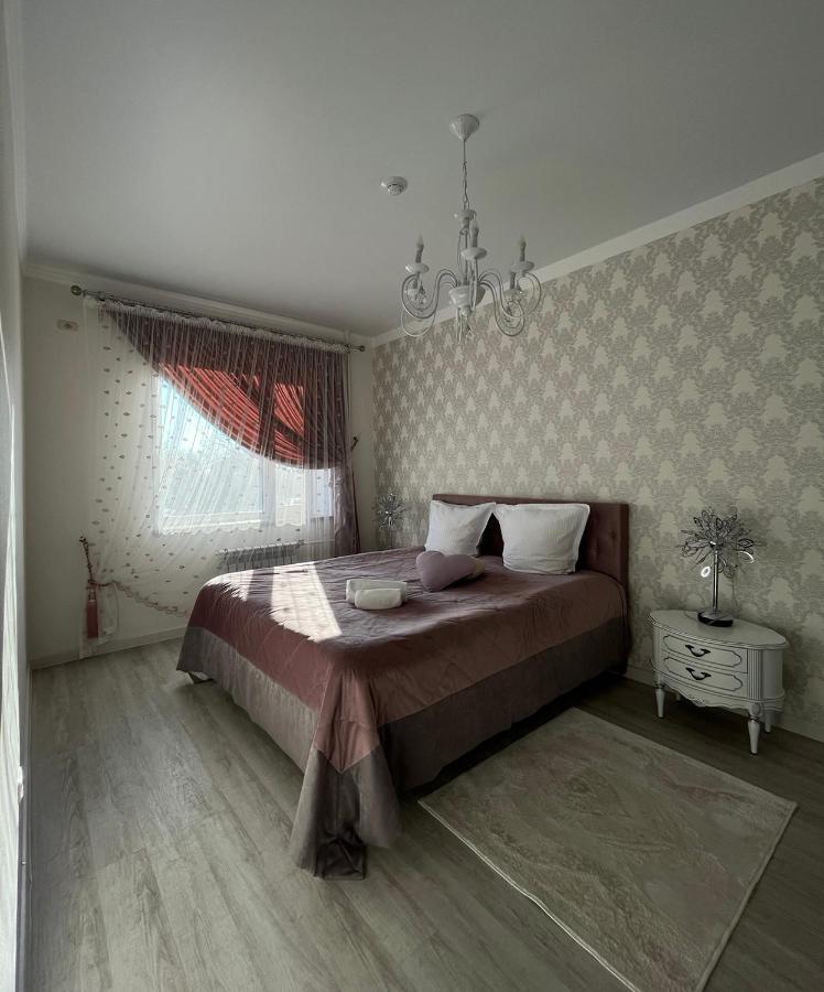 Golden Park Hotel Pavlodar Esterno foto