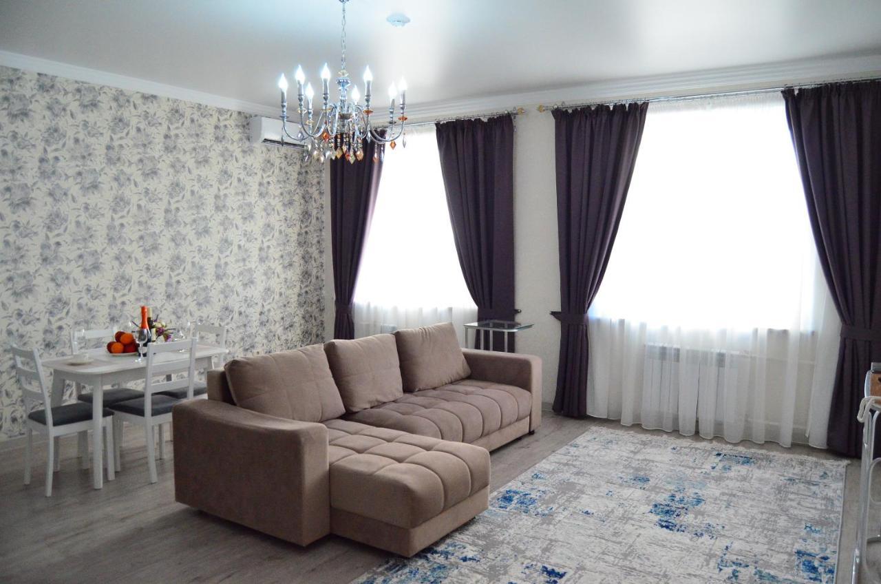 Golden Park Hotel Pavlodar Esterno foto